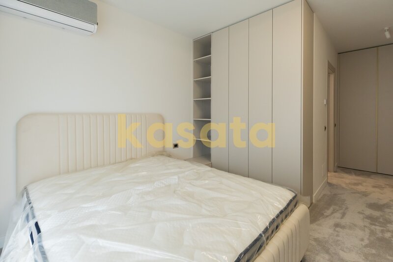 Jolie Village, Iancu Nicolae, 2 camere, 84 mp, parcare, mobilat.